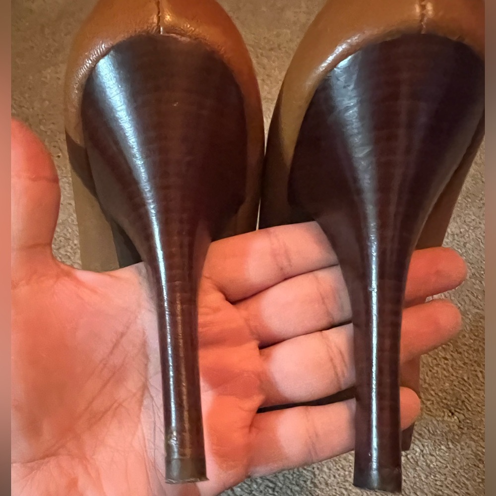 Michael Kors cognac heels - Picture 6 of 8